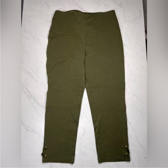 GUC Athena Marie Tummy Control Capri Leggings - Picture 6 of 9